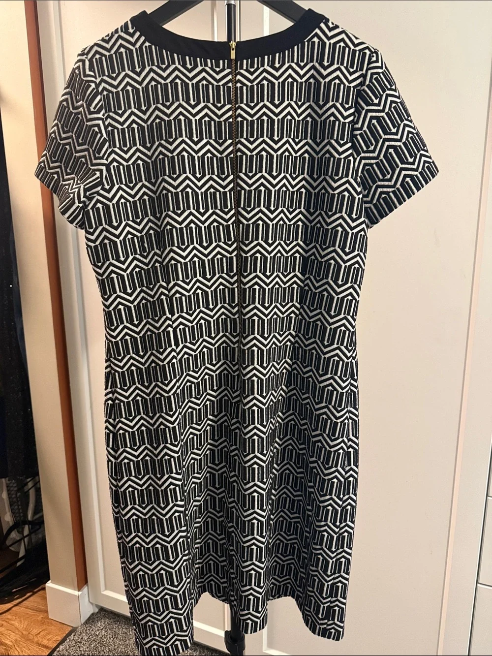 Banana Republic Black White Geometric Shift Dress Size 14